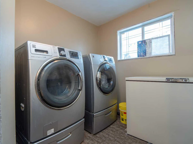 13 Keast Way, Red Deer, AB, T4P 3Z3 - 25