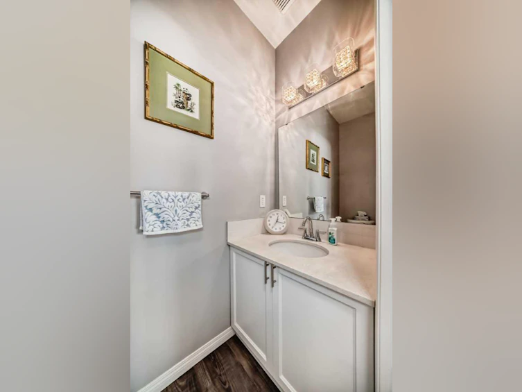 110-2850 51 Street SW, Calgary, AB, T3E 6S7 - 16