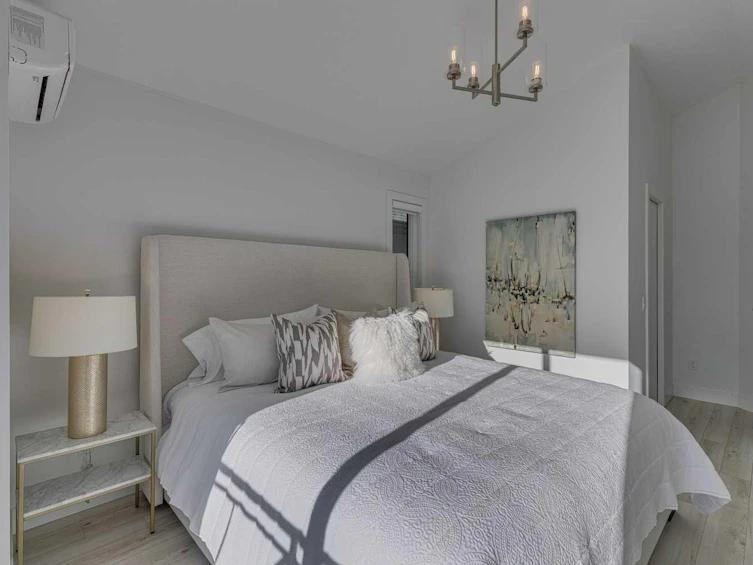 2045 49 Avenue SW, Calgary, AB, T2T 2V5 - 22