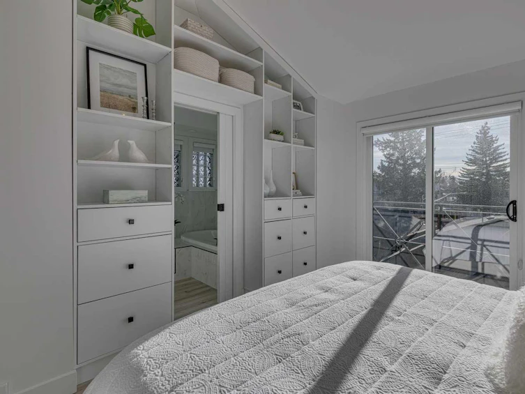 2045 49 Avenue SW, Calgary, AB, T2T 2V5 - 23