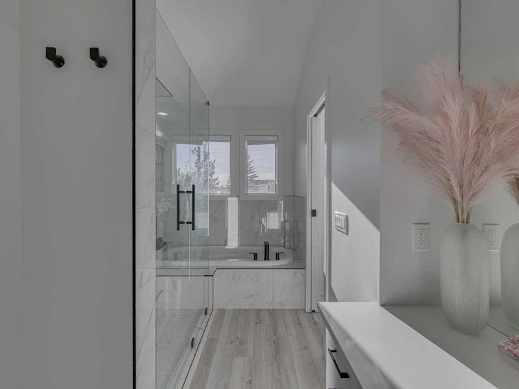 2045 49 Avenue SW, Calgary, AB, T2T 2V5 - 27