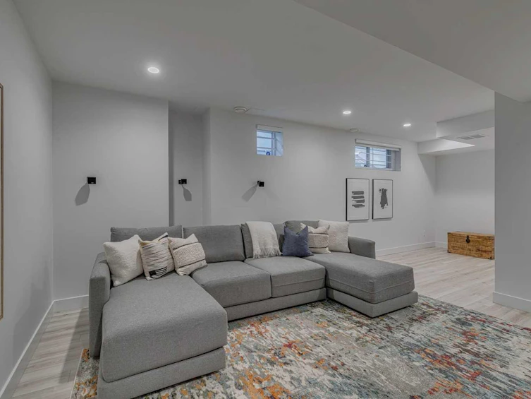 2045 49 Avenue SW, Calgary, AB, T2T 2V5 - 36