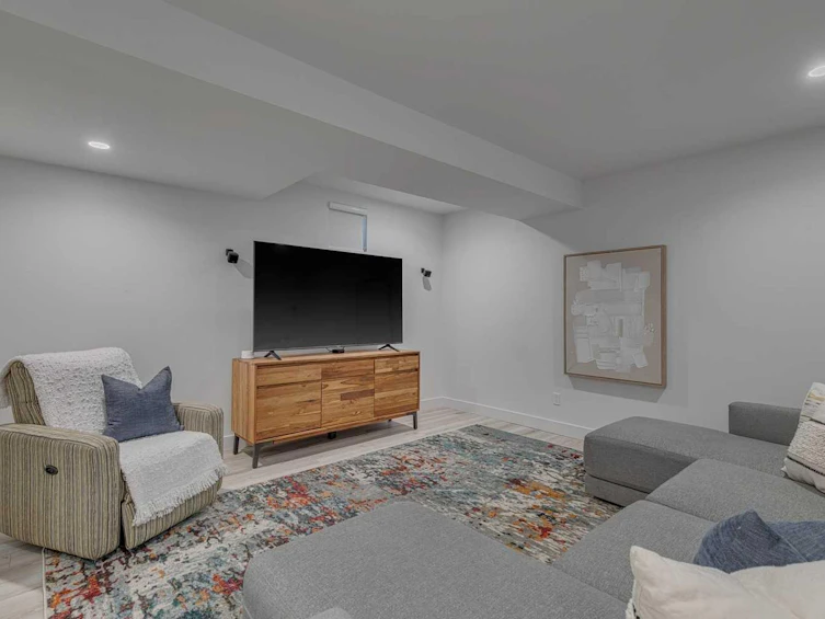 2045 49 Avenue SW, Calgary, AB, T2T 2V5 - 37