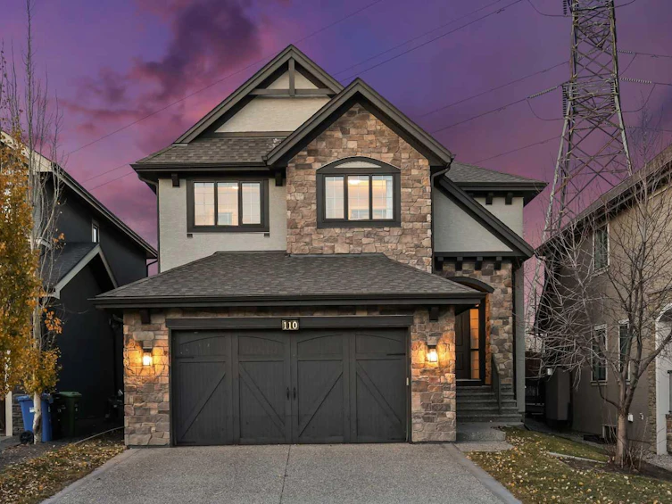 110 Ascot Crescent SW, Calgary, AB, T3H 0V1
