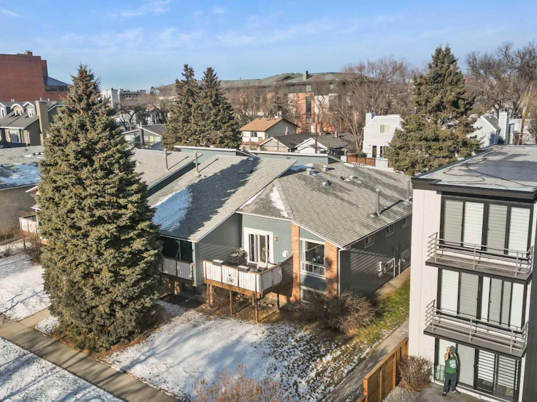 2-130 10 Avenue NE, Calgary, AB, T2E 0W7 - 2