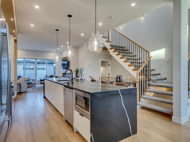 4511 16a Street SW, Calgary, AB, T2T 4L8 - 6