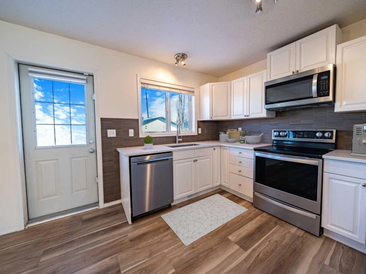 1514 Strathcona Close, Strathmore, AB, T1P 1T2 - 6