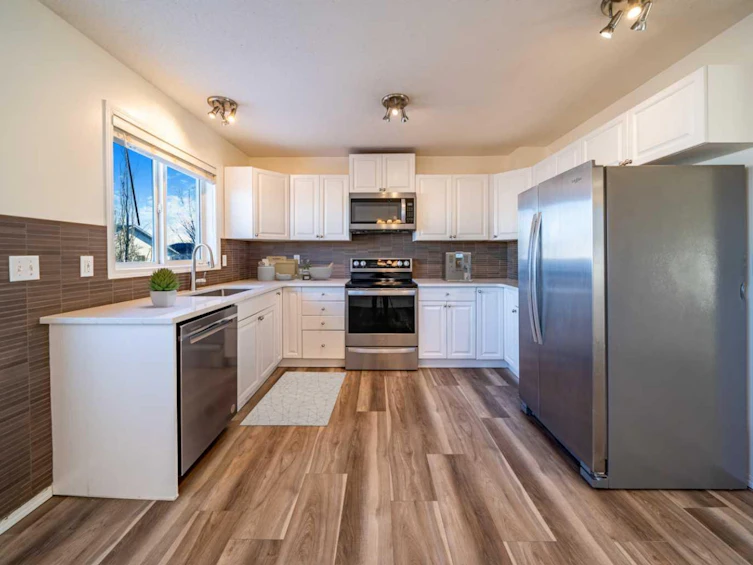 1514 Strathcona Close, Strathmore, AB, T1P 1T2 - 7
