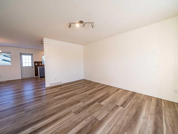 1514 Strathcona Close, Strathmore, AB, T1P 1T2 - 13