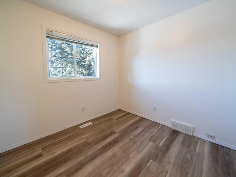 1514 Strathcona Close, Strathmore, AB, T1P 1T2 - 21