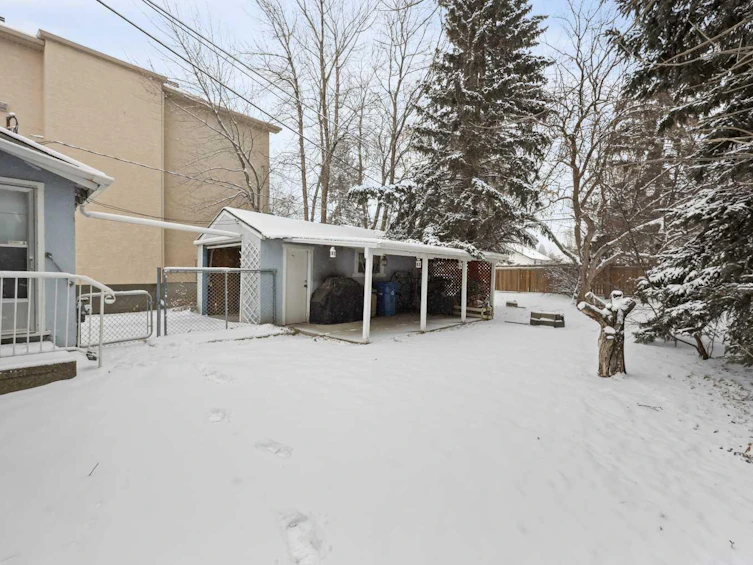 612 12 Avenue NE, Calgary, AB, T2E 1B1 - 20