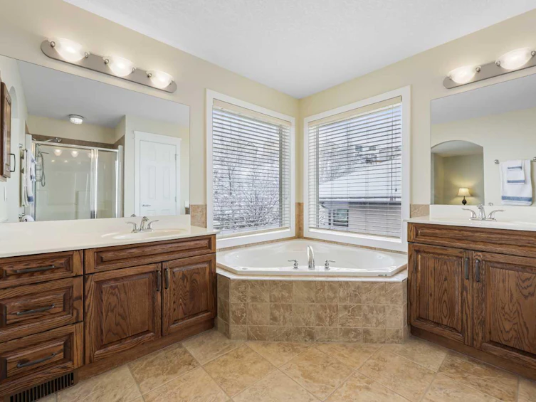 405 Arbour Lake Drive NW, Calgary, AB, T3G 5G2 - 26