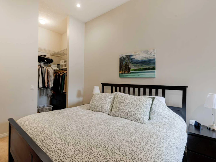 203-881 15 Avenue SW, Calgary, AB, T2R 1R8 - 15