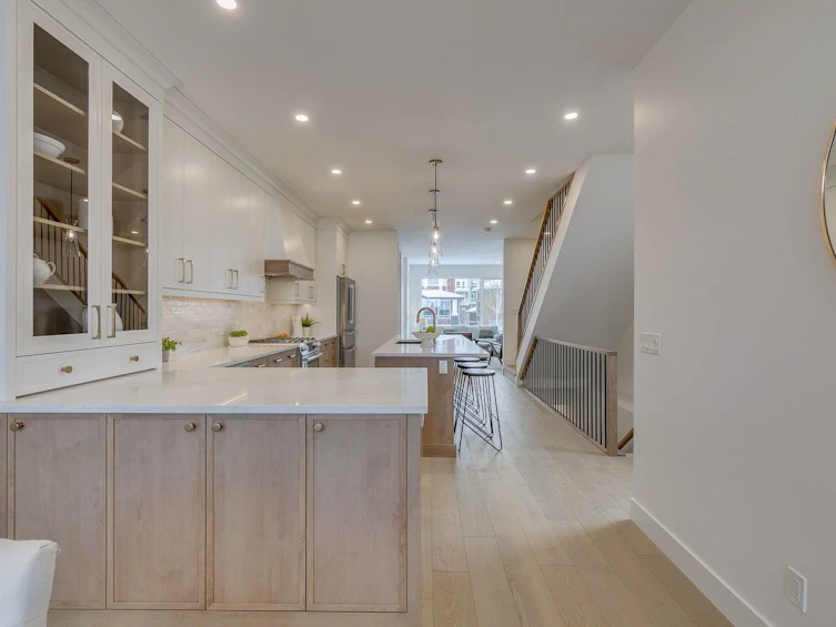 1603 16a Street SE, Calgary, AB, T2G 3S6 - 9