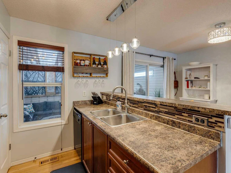 129 Elgin Place SE, Calgary, AB, T2C 4V9 - 12