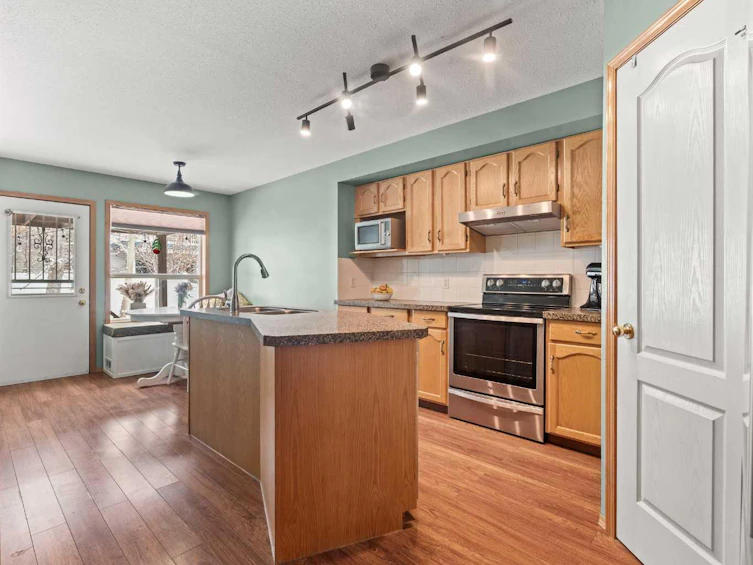 11340 Tuscany Boulevard NW, Calgary, AB, T3L 2J3 - 12