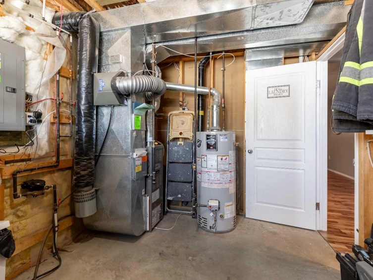 176 Aberdeen Road W, Lethbridge, AB, T1J 5B1 - 31