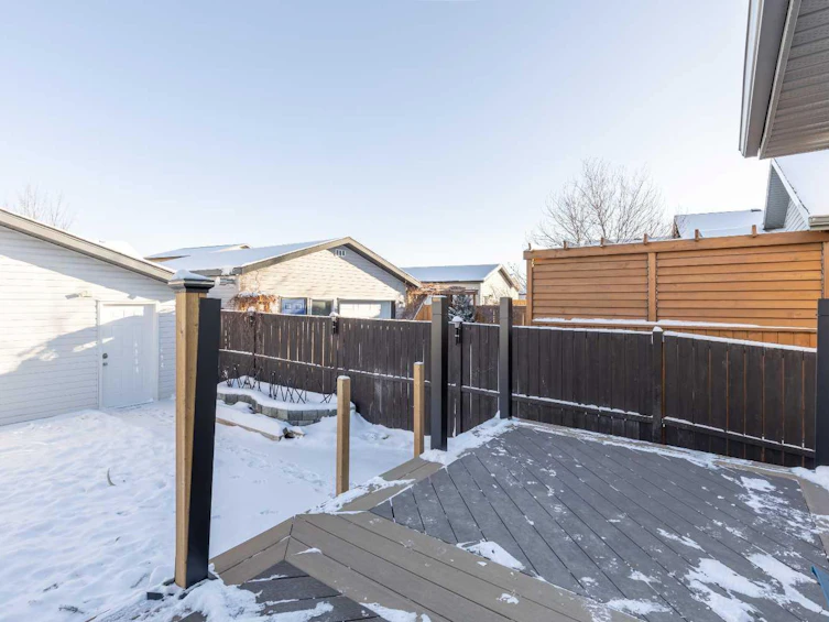 176 Aberdeen Road W, Lethbridge, AB, T1J 5B1 - 32