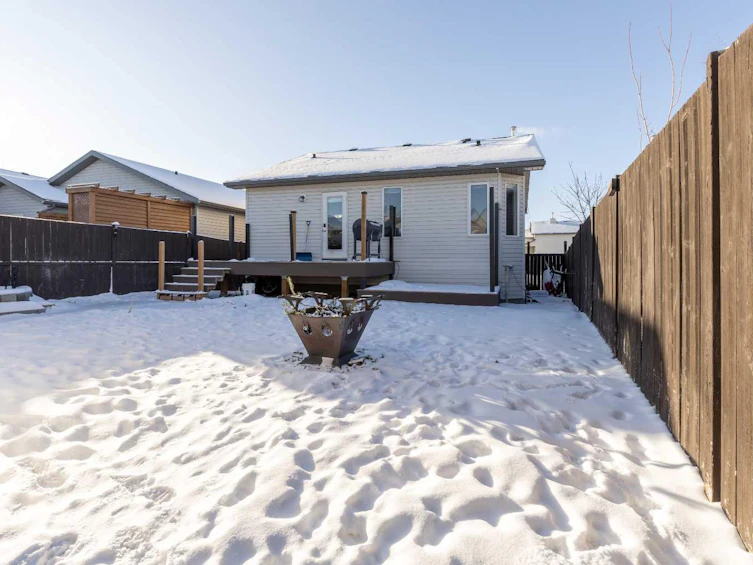 176 Aberdeen Road W, Lethbridge, AB, T1J 5B1 - 36