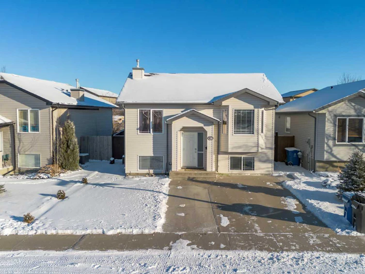 176 Aberdeen Road W, Lethbridge, AB, T1J 5B1 - 38