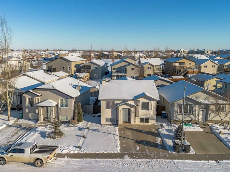 176 Aberdeen Road W, Lethbridge, AB, T1J 5B1 - 39