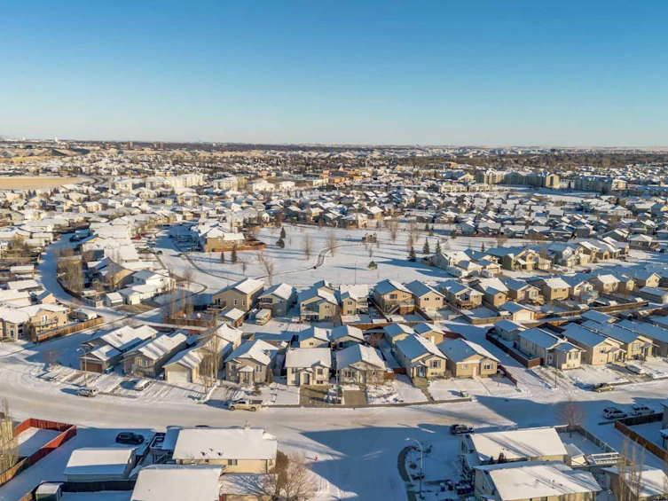 176 Aberdeen Road W, Lethbridge, AB, T1J 5B1 - 42