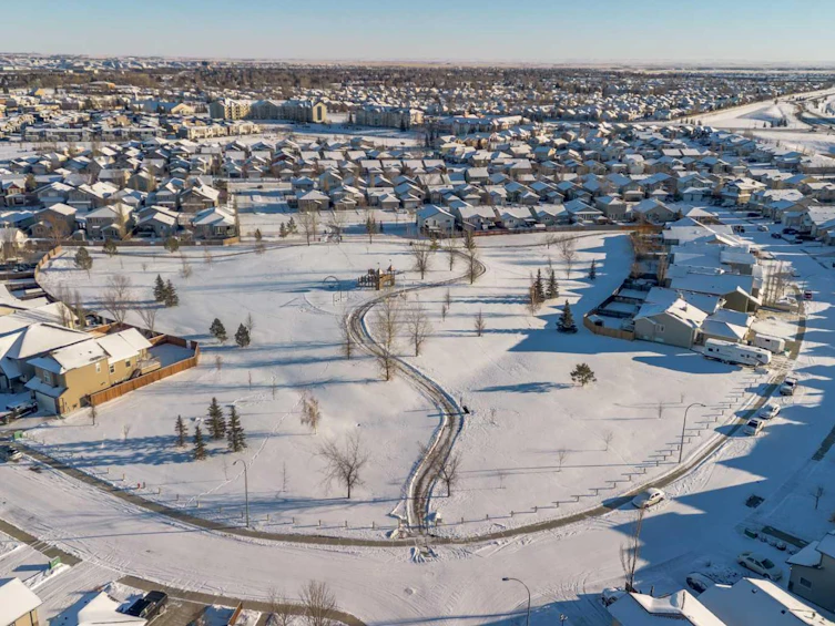 176 Aberdeen Road W, Lethbridge, AB, T1J 5B1 - 49