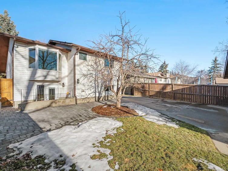 156 Marquis Place SE, Airdrie, AB, T4A 1Y7 - 37