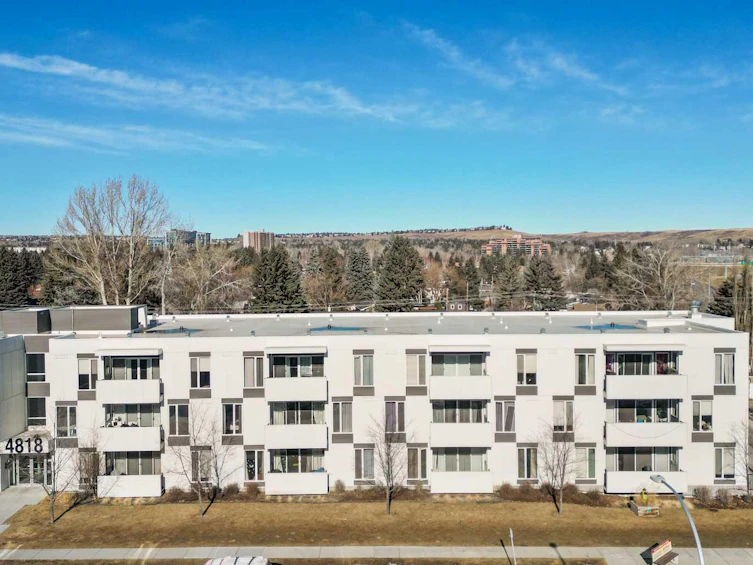 309-4818 Varsity Drive NW, Calgary, AB, T3A 1A3