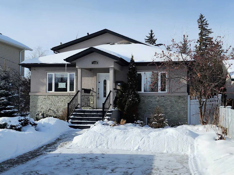 5328 44 Avenue, Red Deer, AB, T4N 3J2 - 2