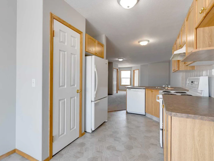 1210 Eagleview Place NW, High River, AB, T1V 1Y8 - 9