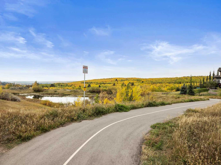 404-205 Spring Creek Common SW, Calgary, AB, T3H 6H4 - 25