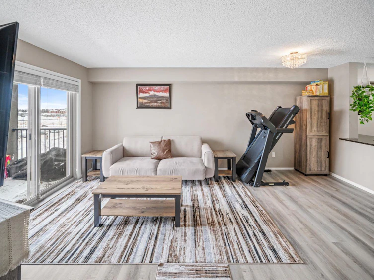 7403-403 Mackenzie Way SW, Airdrie, AB, T4B 3V7 - 3