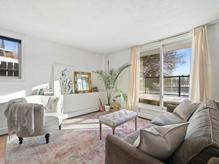 101-2209 14 Street SW, Calgary, AB, T2T 3T2 - 5