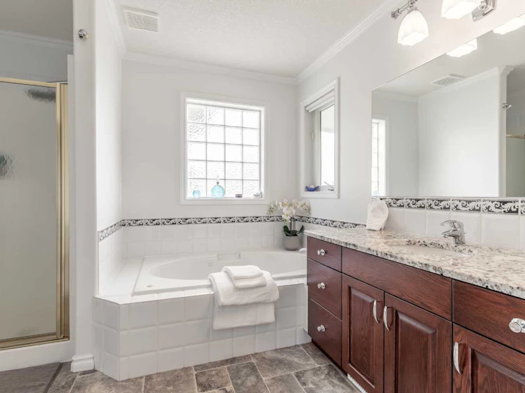219 Falcon Ridge Way, Lethbridge, AB, T1J 5R8 - 25