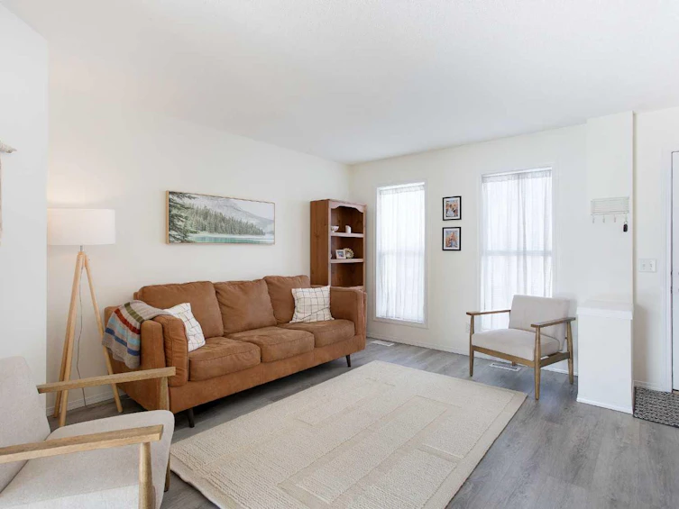 358 Elgin View SE, Calgary, AB, T2Z 4N5 - 4