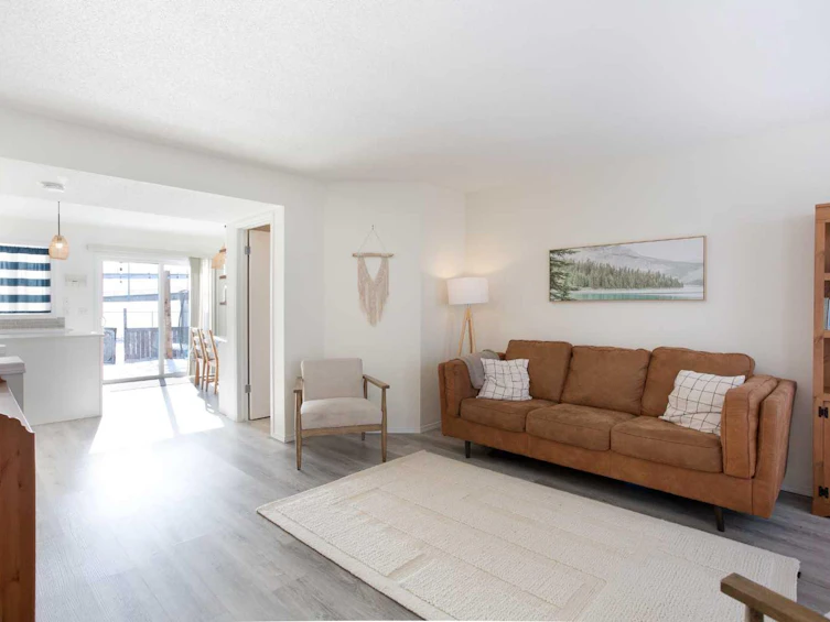358 Elgin View SE, Calgary, AB, T2Z 4N5 - 5