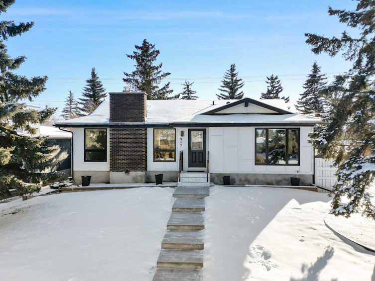 943 Cannock Road SW, Calgary, AB, T2W 1M6 - 2