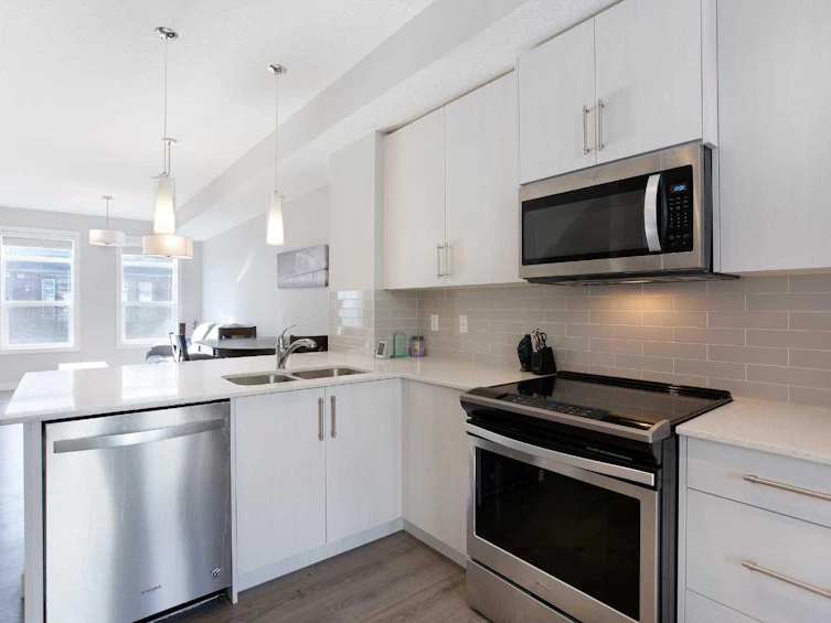 90 Legacy Path SE, Calgary, AB, T2X 4H9 - 4