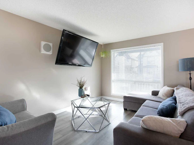 140 Prestwick Heights SE, Calgary, AB, T2Z 4H9 - 3