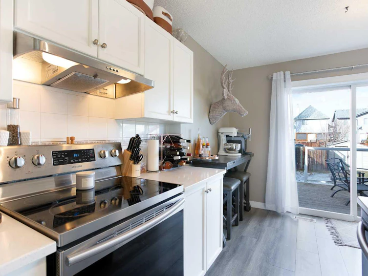 140 Prestwick Heights SE, Calgary, AB, T2Z 4H9 - 7