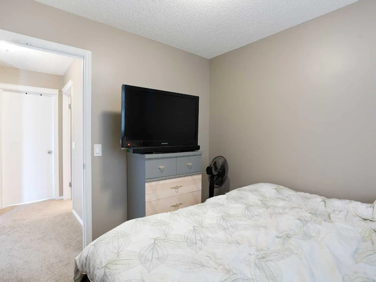 140 Prestwick Heights SE, Calgary, AB, T2Z 4H9 - 13