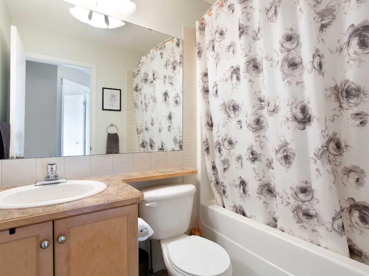 140 Prestwick Heights SE, Calgary, AB, T2Z 4H9 - 15