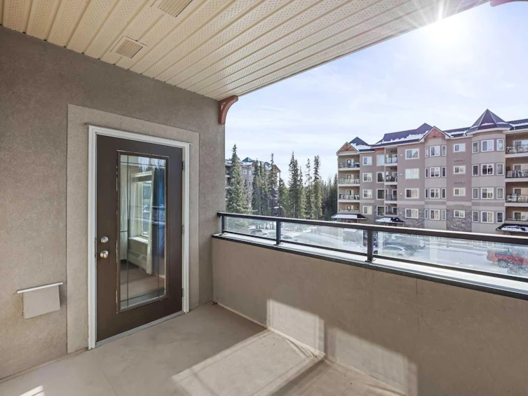203-30 Discovery Ridge Close SW, Calgary, AB, T3H 5X5 - 31