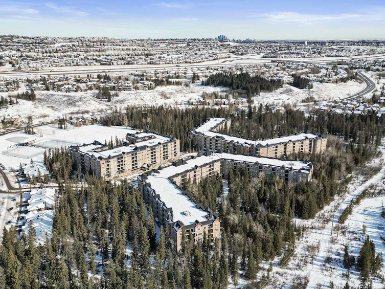 203-30 Discovery Ridge Close SW, Calgary, AB, T3H 5X5 - 38