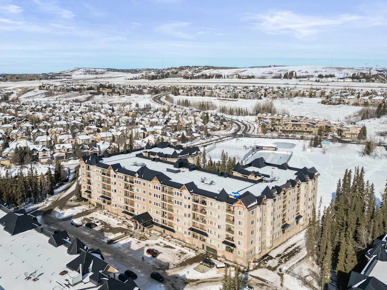 203-30 Discovery Ridge Close SW, Calgary, AB, T3H 5X5 - 42