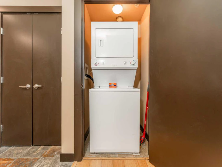 218-1818 Mountain Avenue, Canmore, AB, T1W 3M3 - 25