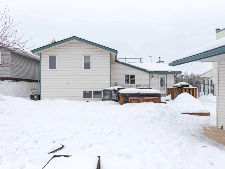 201 Duncan Drive, Fort Mcmurray, AB, T9K 1C2 - 46