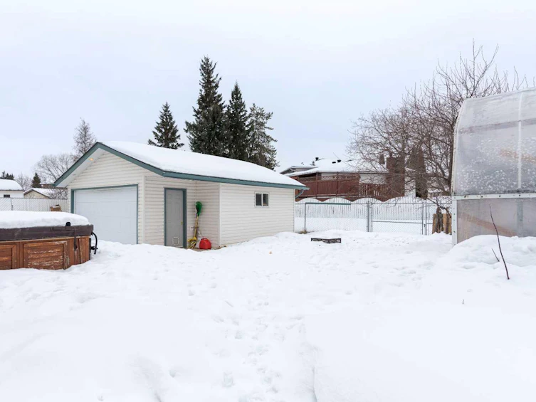 201 Duncan Drive, Fort Mcmurray, AB, T9K 1C2 - 48