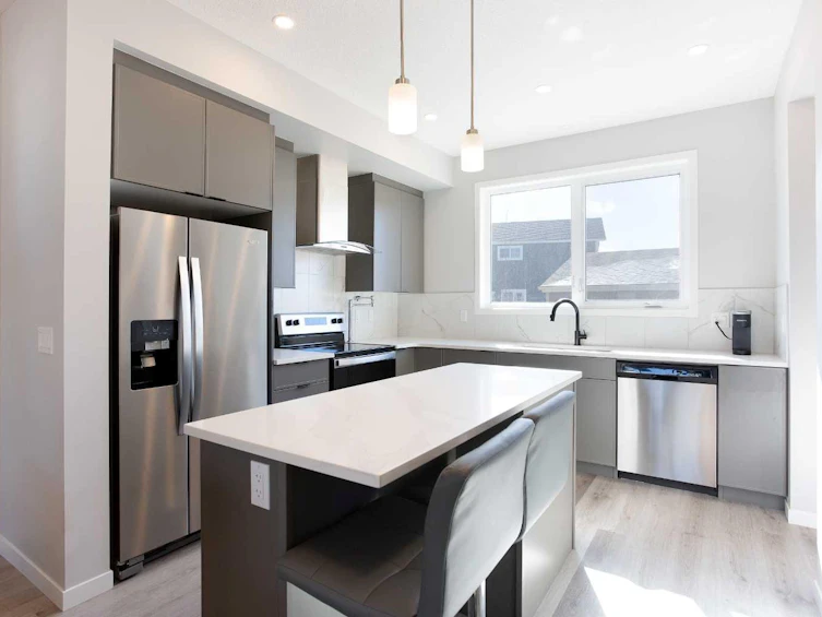 61 Magnolia Parade SE, Calgary, AB, T3M 3E5 - 8